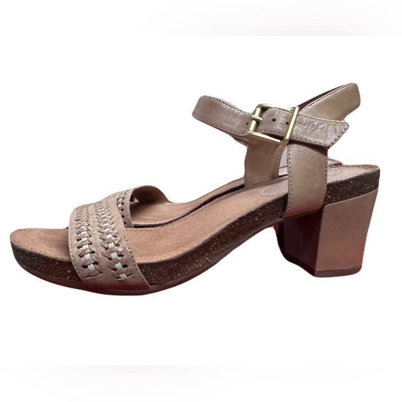 Nurture Daviee Sandals Size 8.5M Leather Block Heel – With Box - Picture 3 of 11